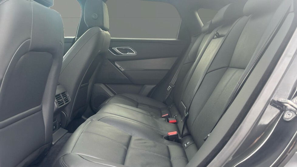 Land Rover Range Rover Velar Dynamic Se YD25MBC Black #4
