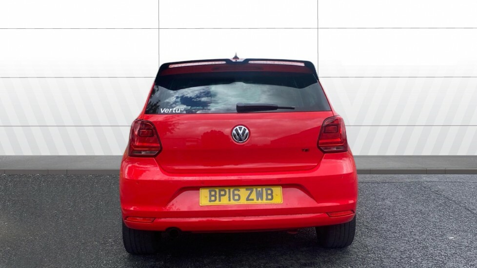 Volkswagen Polo Match Red #6