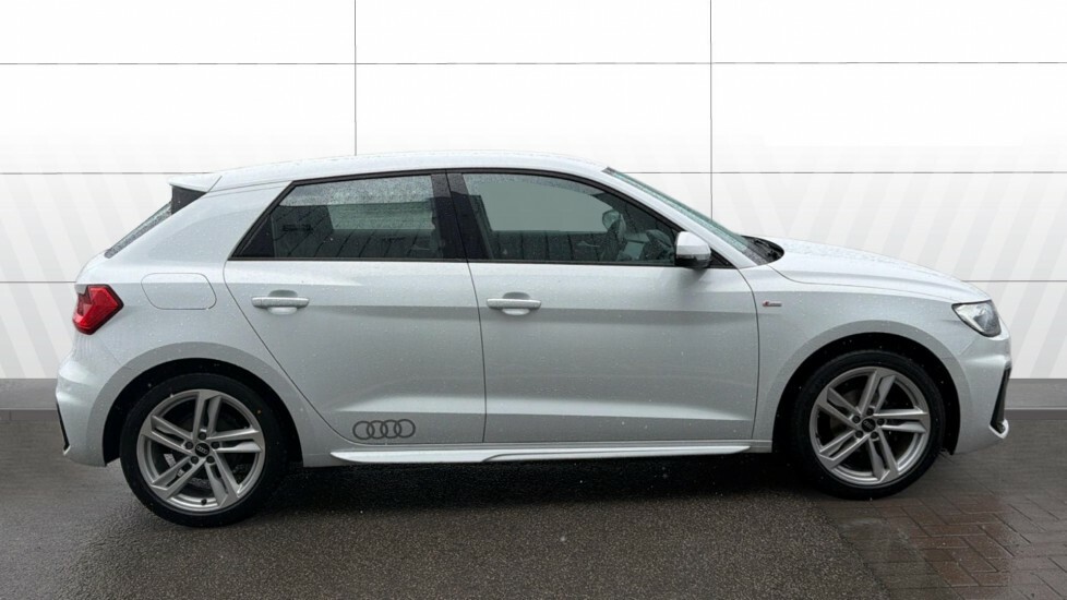 Audi A1 S Line FH70JUW White #5