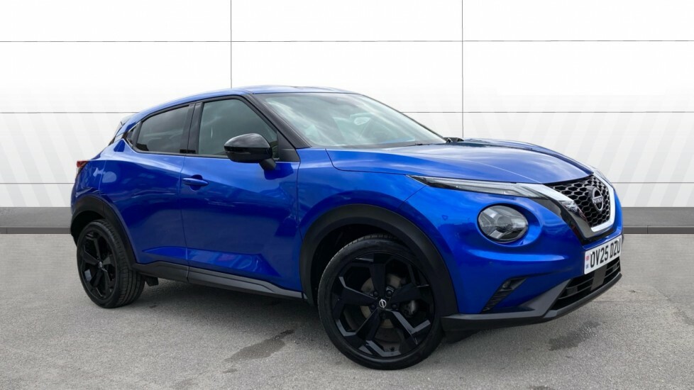 Nissan Juke Tekna Blue