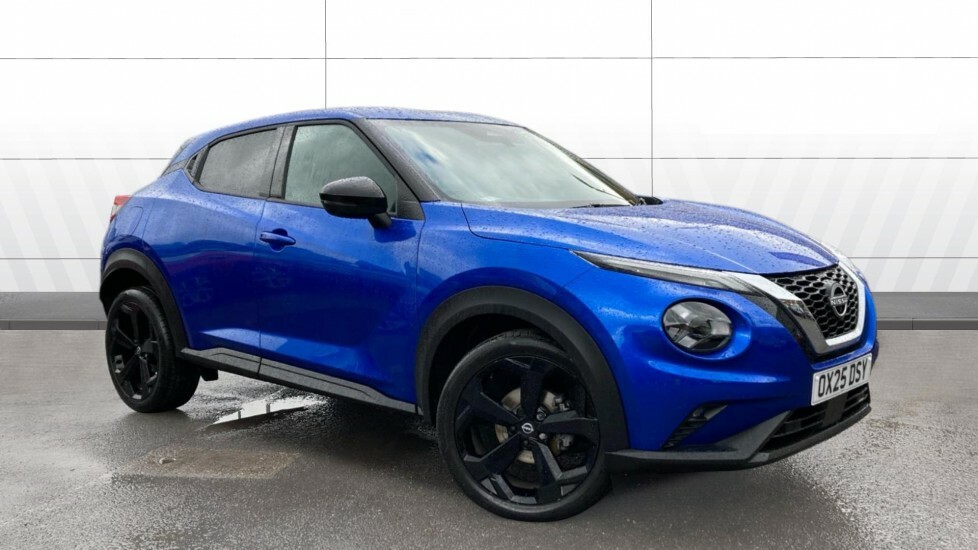 Nissan Juke Tekna Blue