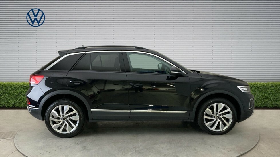 Volkswagen T-Roc Style Black #4