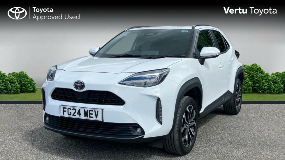Toyota Yaris Cross Design FG24WEV White #3