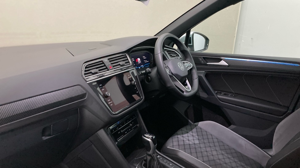 Volkswagen Tiguan R-line MT23VKA Silver #2