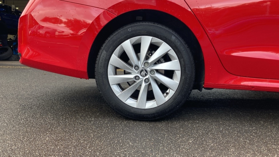 Skoda Octavia Se L Red #5