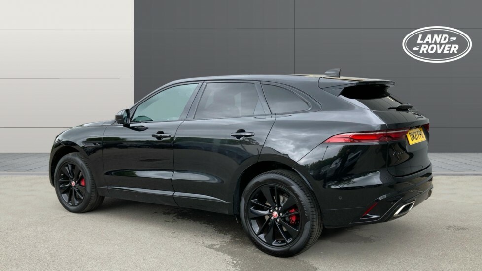 Jaguar F-Pace R-dynamic Se Black #2