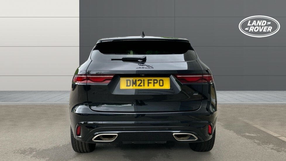 Jaguar F-Pace R-dynamic Se Black #6