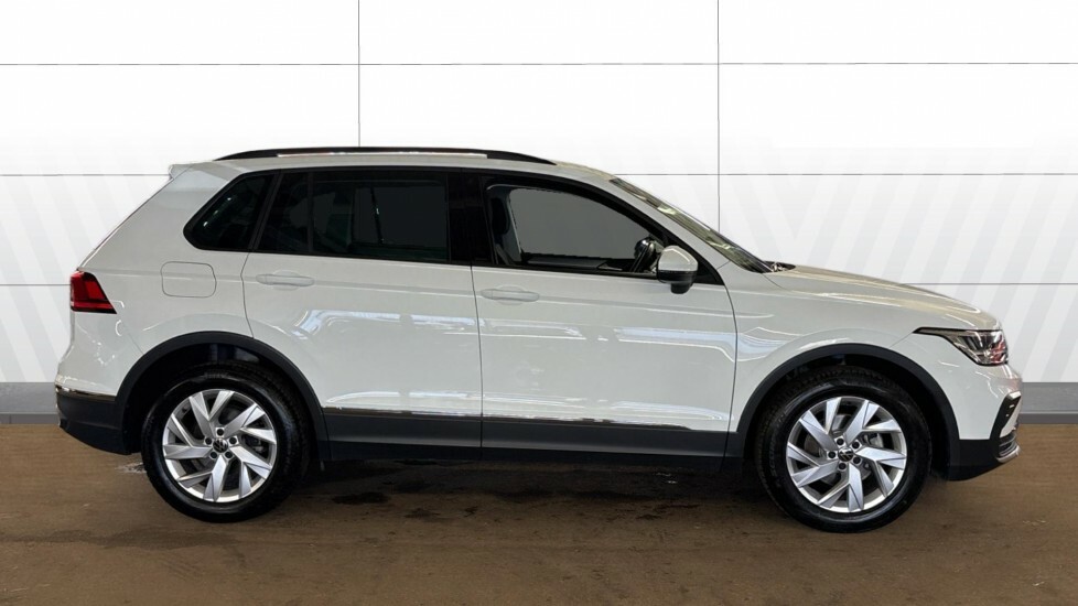 Volkswagen Tiguan Life YB72MWO White #5
