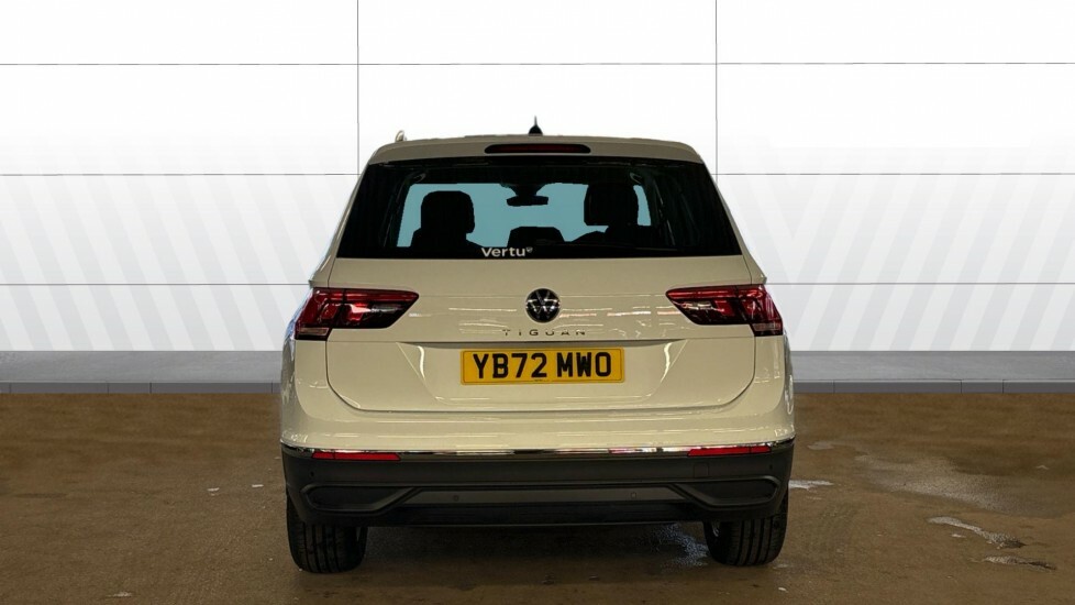 Volkswagen Tiguan Life YB72MWO White #6