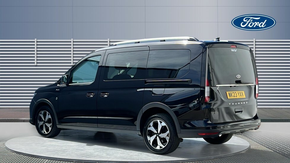 Ford Tourneo Connect Active Black #2