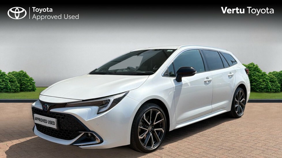 Toyota Corolla Excel White #3