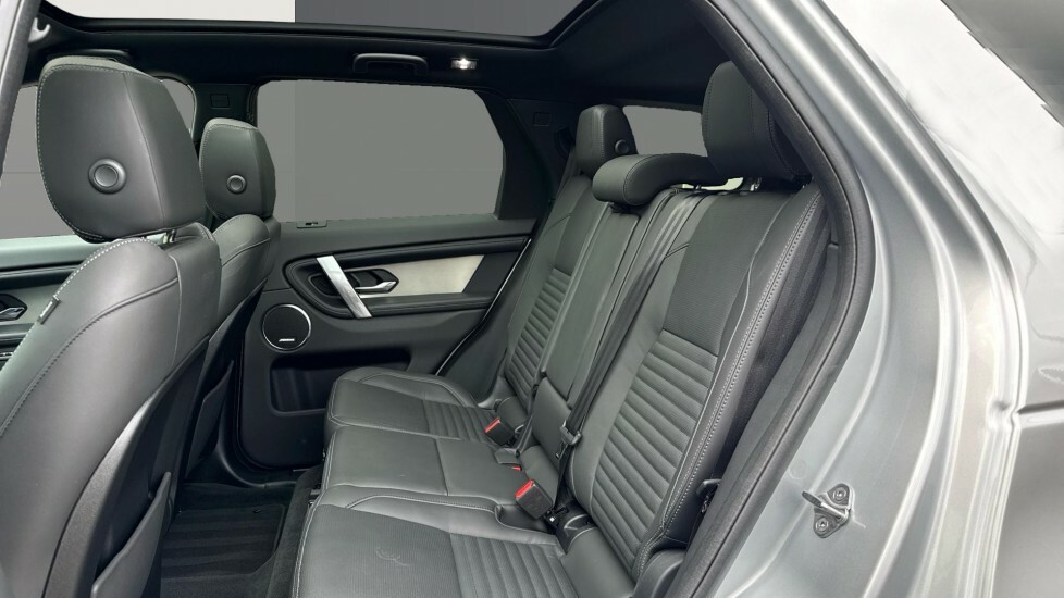 Land Rover Discovery Sport Dynamic Hse Silver #4