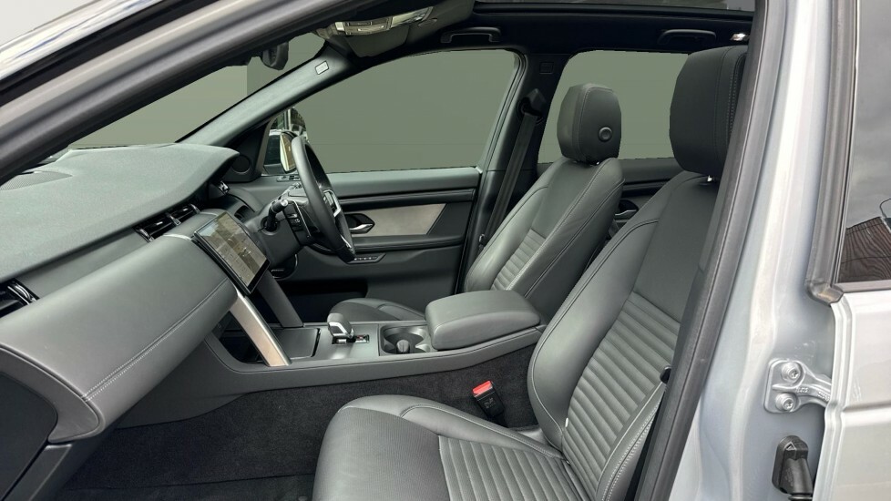 Land Rover Discovery Sport Dynamic Hse Silver #3