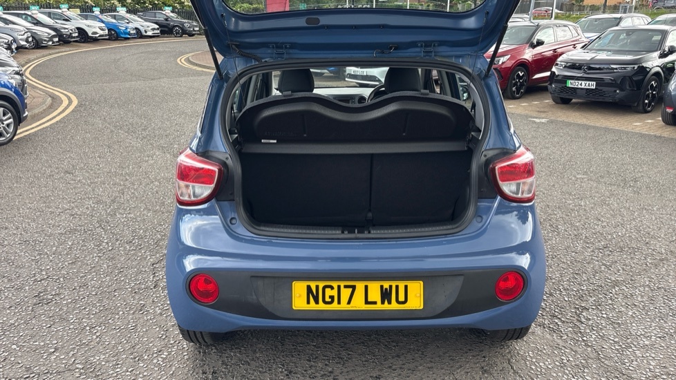 Hyundai I10 Se Blue #4