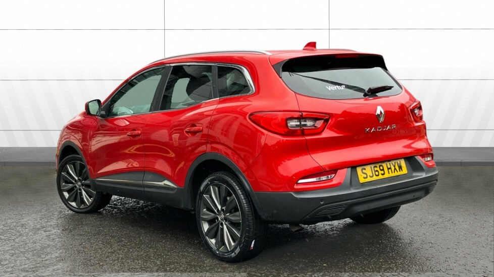 Renault Kadjar Iconic Red #2