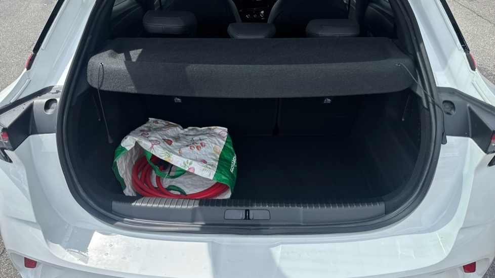 Vauxhall Mokka-e Gs White #4