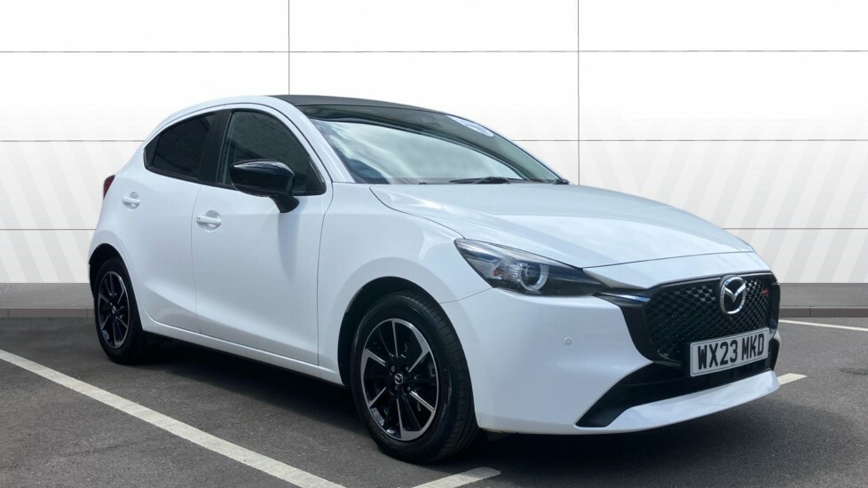 Mazda 2 Homura Aka White