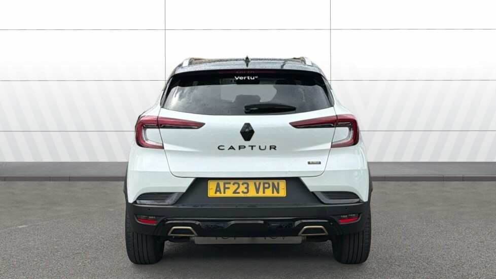 Renault Captur Engineered Black #6