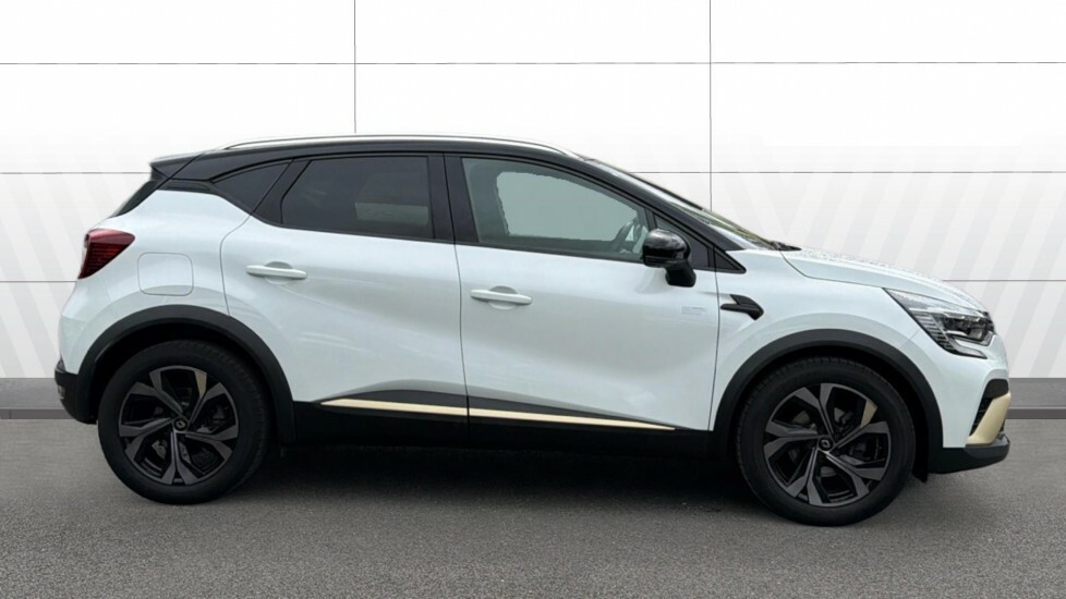 Renault Captur Engineered Black #5