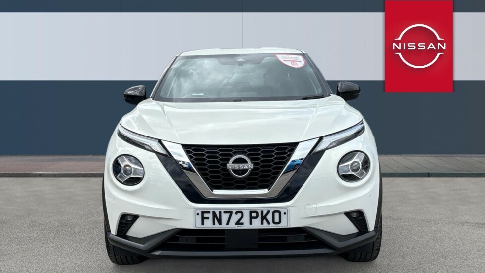 Nissan Juke Tekna White #3