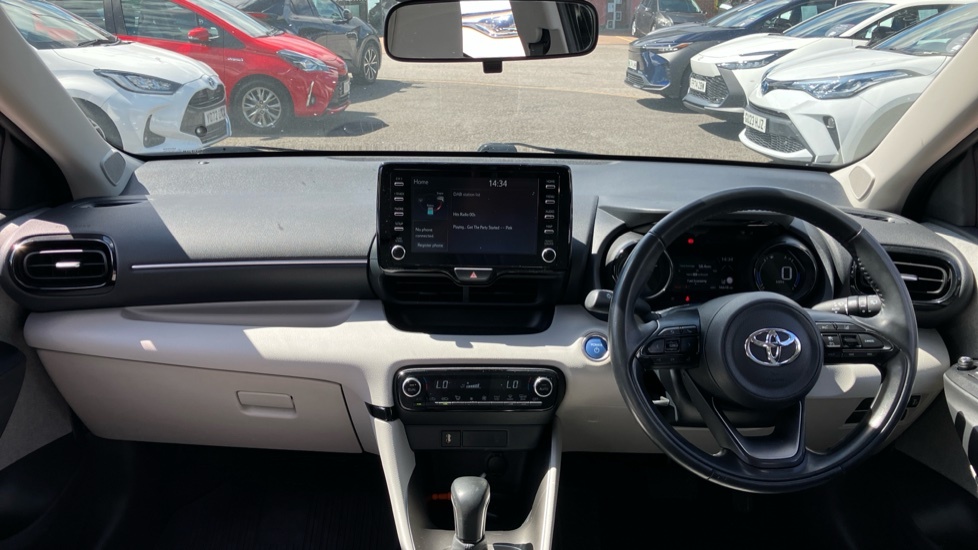 Toyota Yaris Excel Black #6