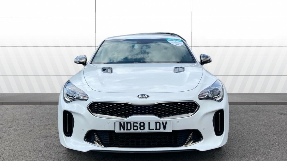 Kia Stinger Gt-line White #3
