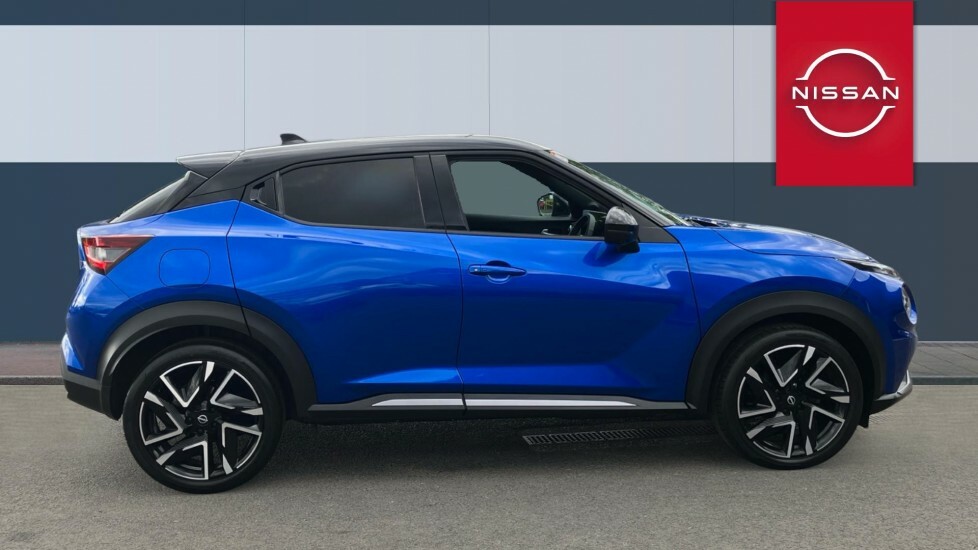 Nissan Juke Tekna OX74GBZ Blue #5