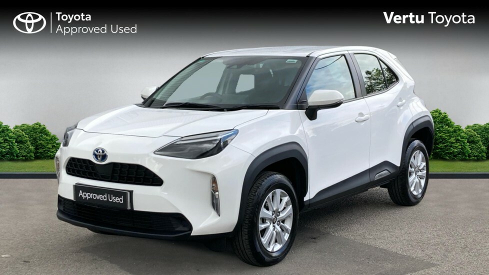 Toyota Yaris Cross Icon YS73FKA White #3