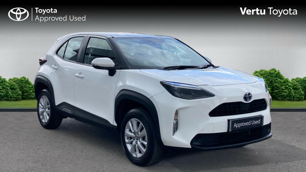 Toyota Yaris Cross Icon YS73FKA White