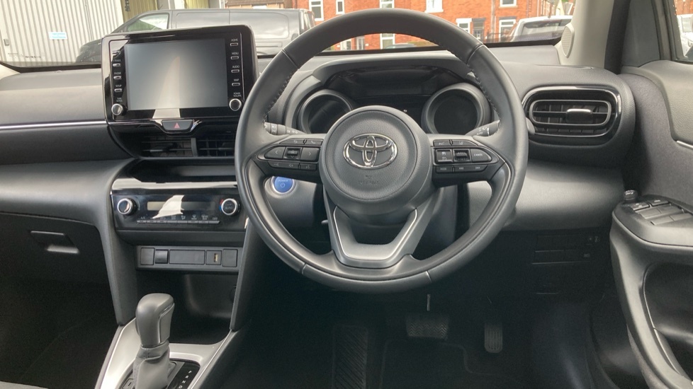 Toyota Yaris Cross Icon YS73FKA White #6