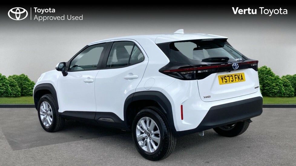 Toyota Yaris Cross Icon YS73FKA White #4
