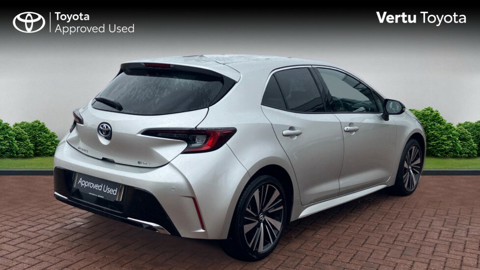 Toyota Corolla Design FH25VXZ Silver #2