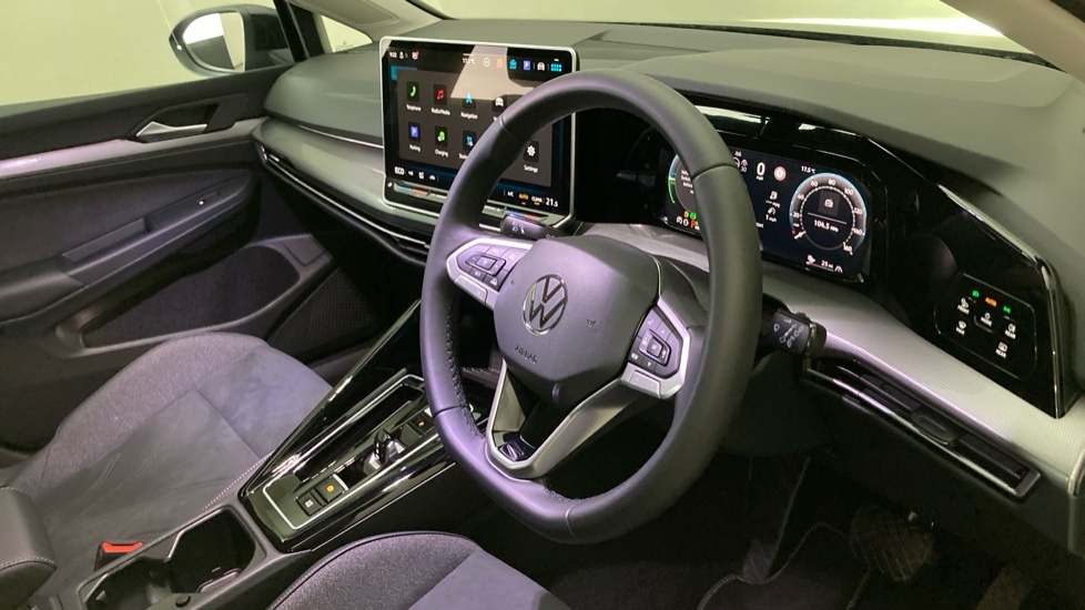 Volkswagen Golf Style Black #6