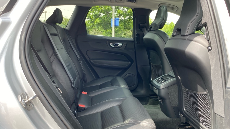 Volvo XC60 Inscription Silver #6