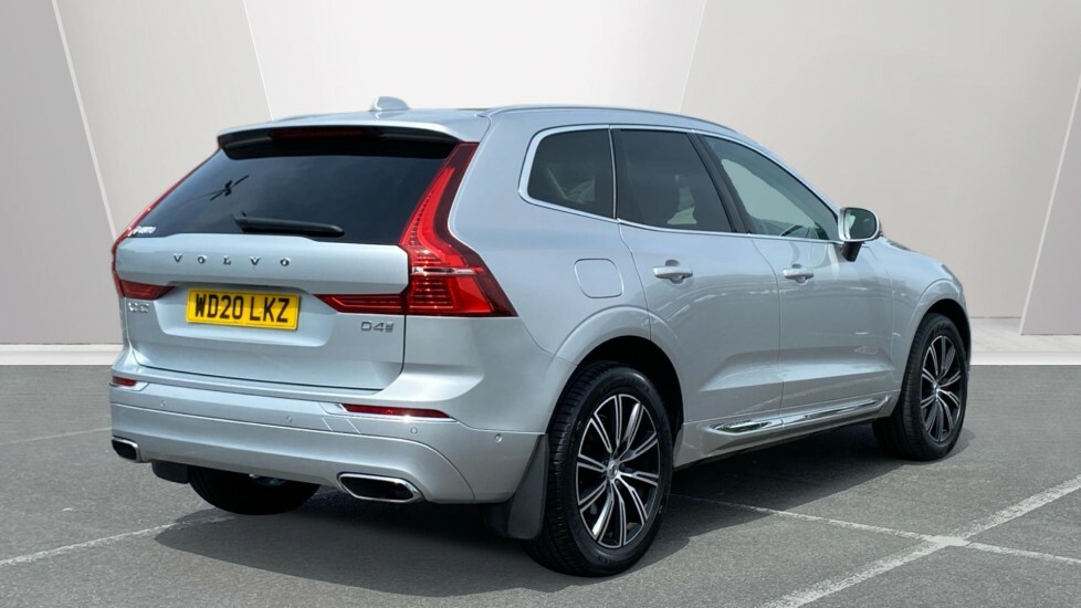 Volvo XC60 Inscription Silver #2