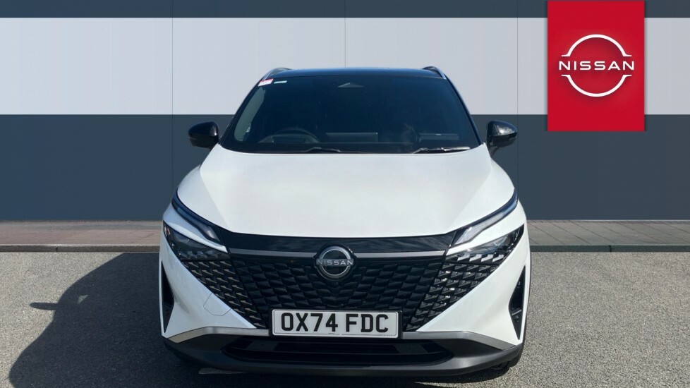Nissan Qashqai Tekna White #3
