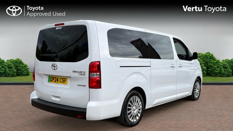 Toyota Proace Verso Icon White #2