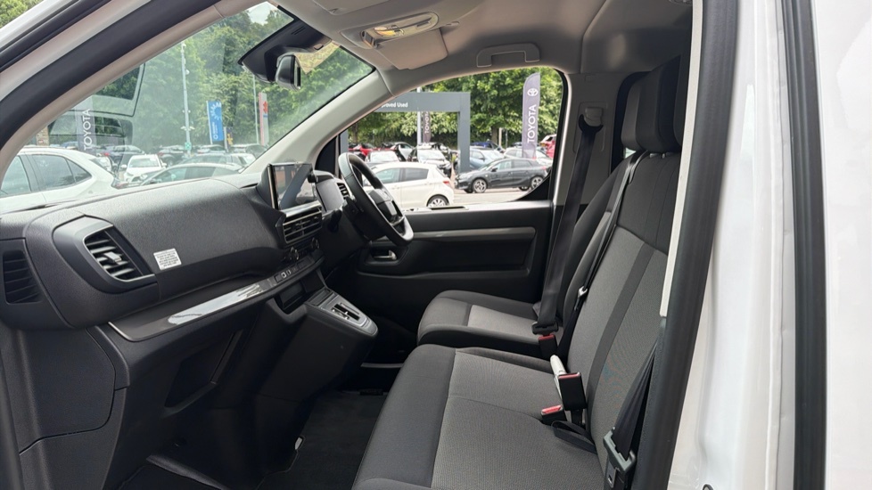 Toyota Proace Verso Icon White #5