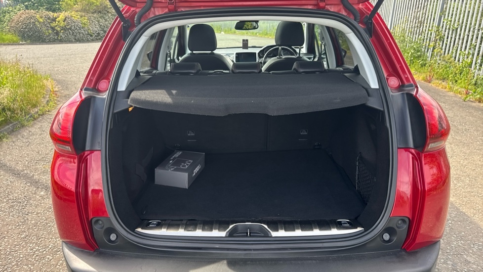 Peugeot 2008 Gt Line FX18VMD Red #4
