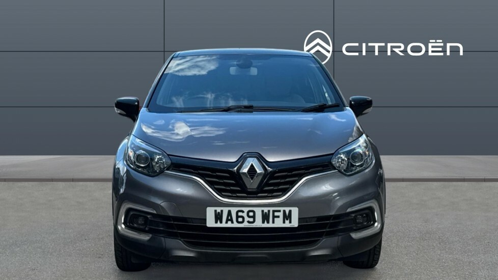 Renault Captur Iconic Black #3