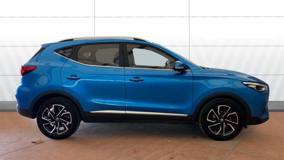 MG ZS Exclusive Blue #5