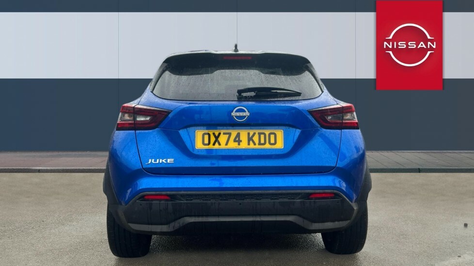 Nissan Juke Tekna Blue #6