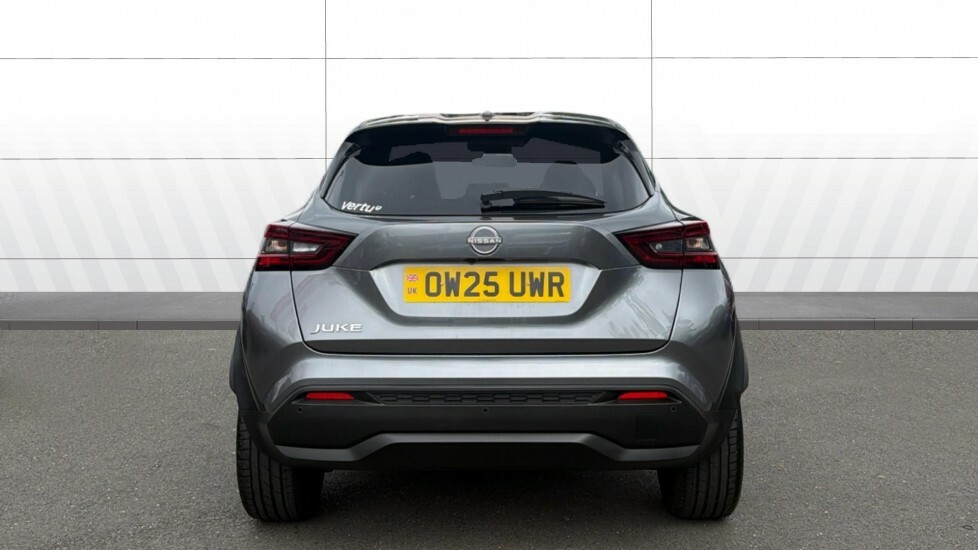 Nissan Juke Tekna Grey #6