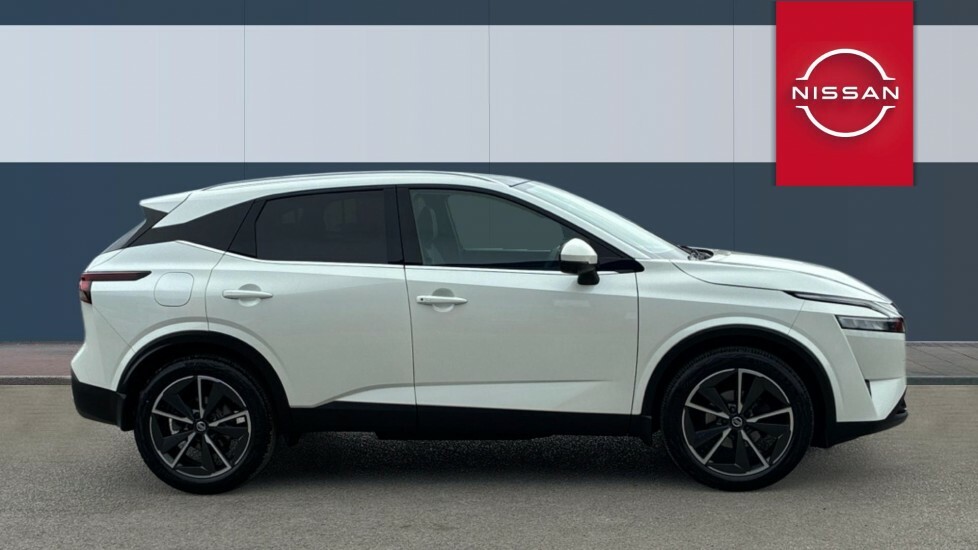 Nissan Qashqai Tekna White #5