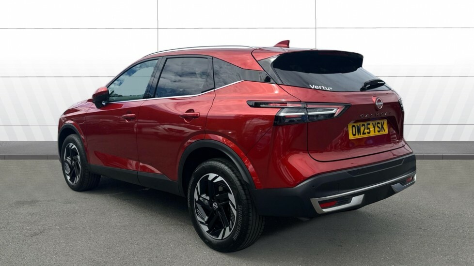 Nissan Qashqai N-connecta OW25YSK Red #2