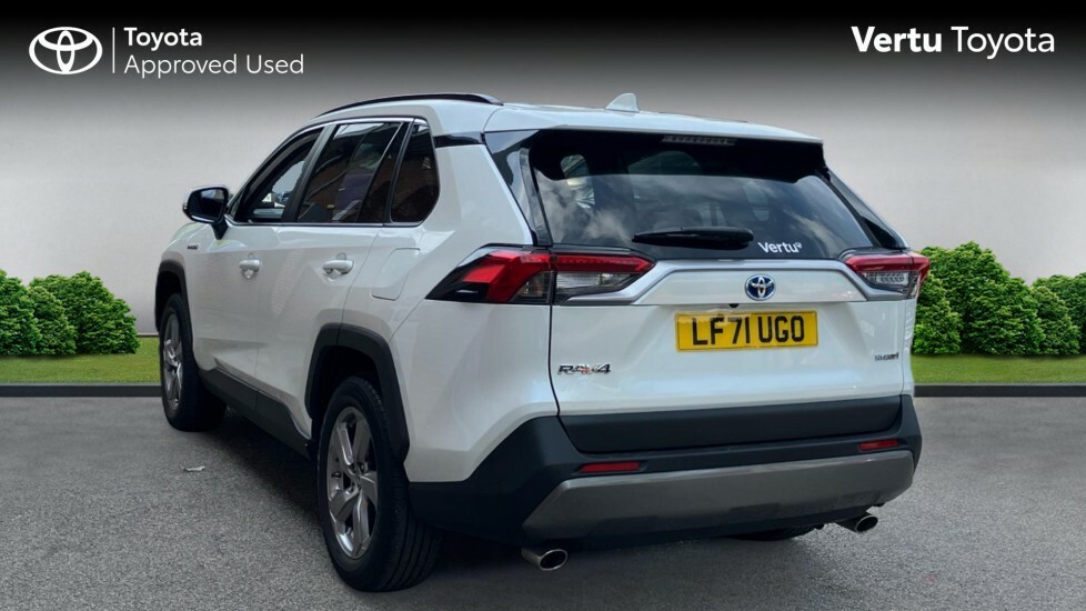 Toyota Rav 4 Design White #4