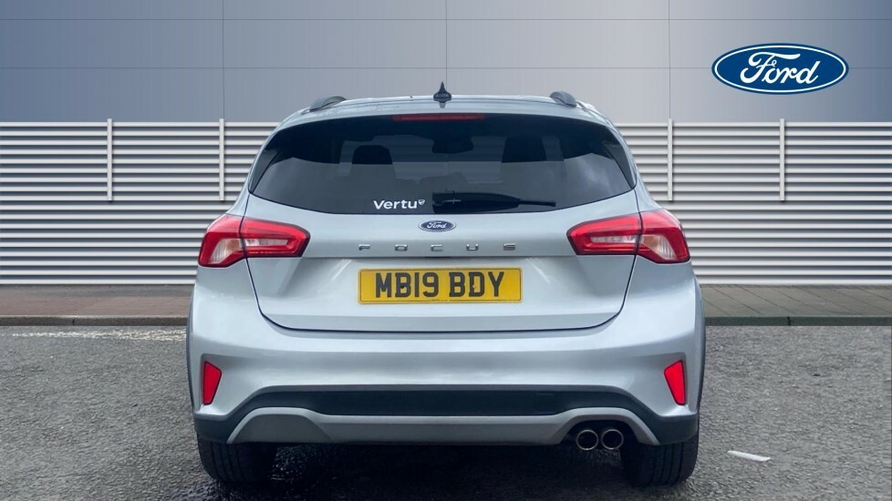 Ford Focus Active Silver #6