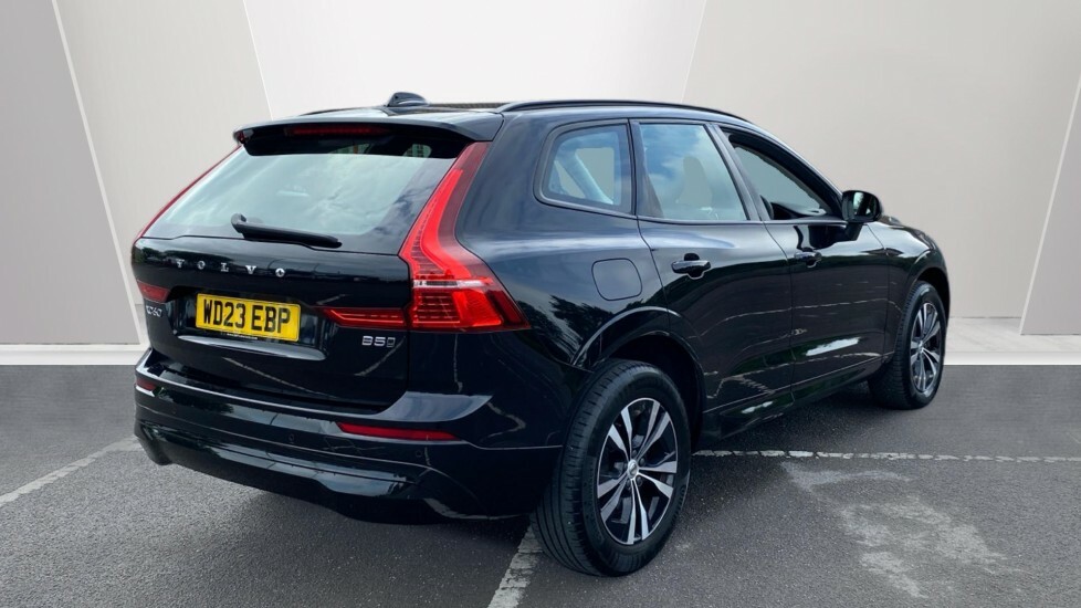 Volvo XC60 Core Black #2