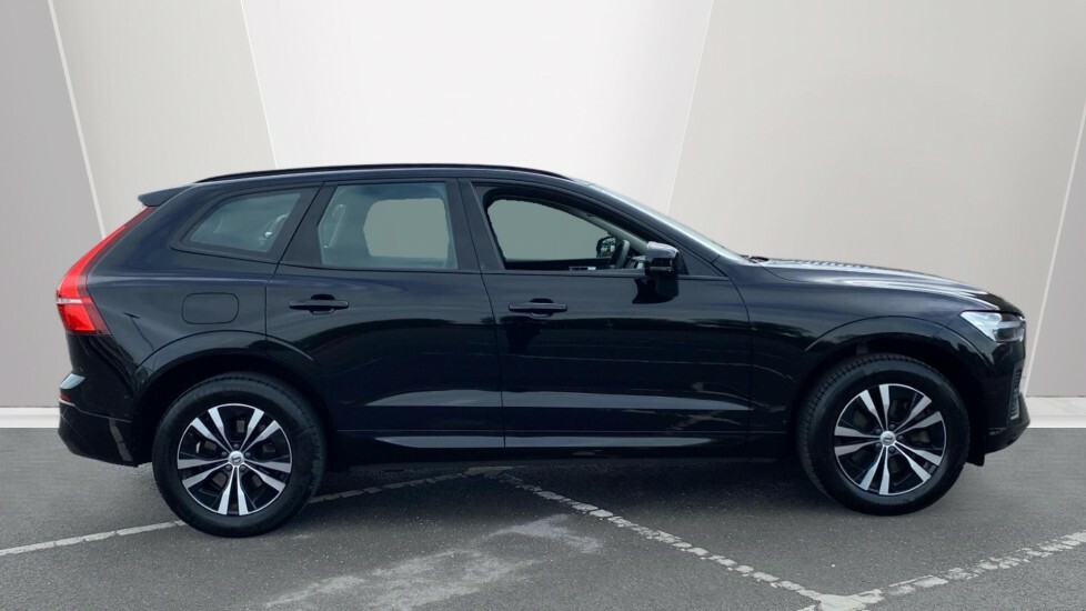 Volvo XC60 Core Black #3