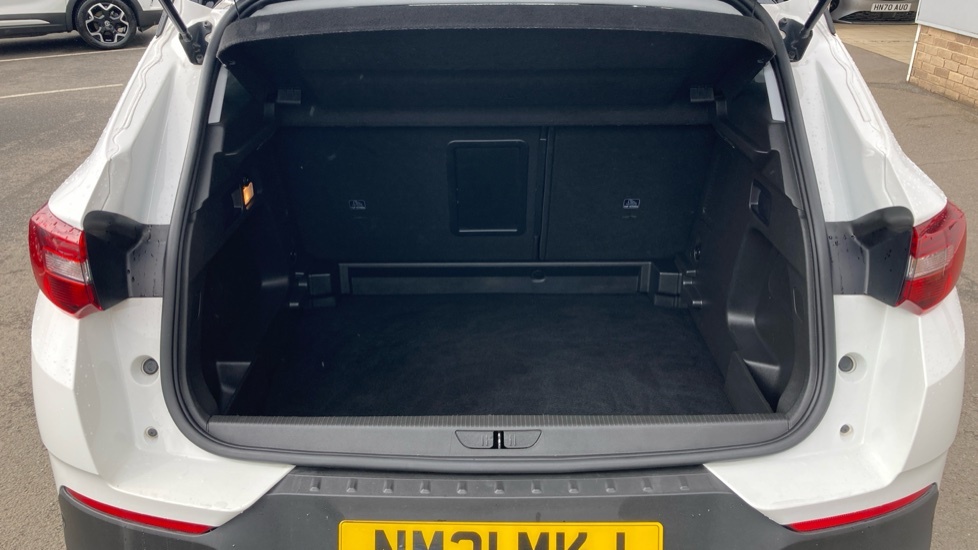 Vauxhall Grandland X Sri Nav NM21MKJ White #4